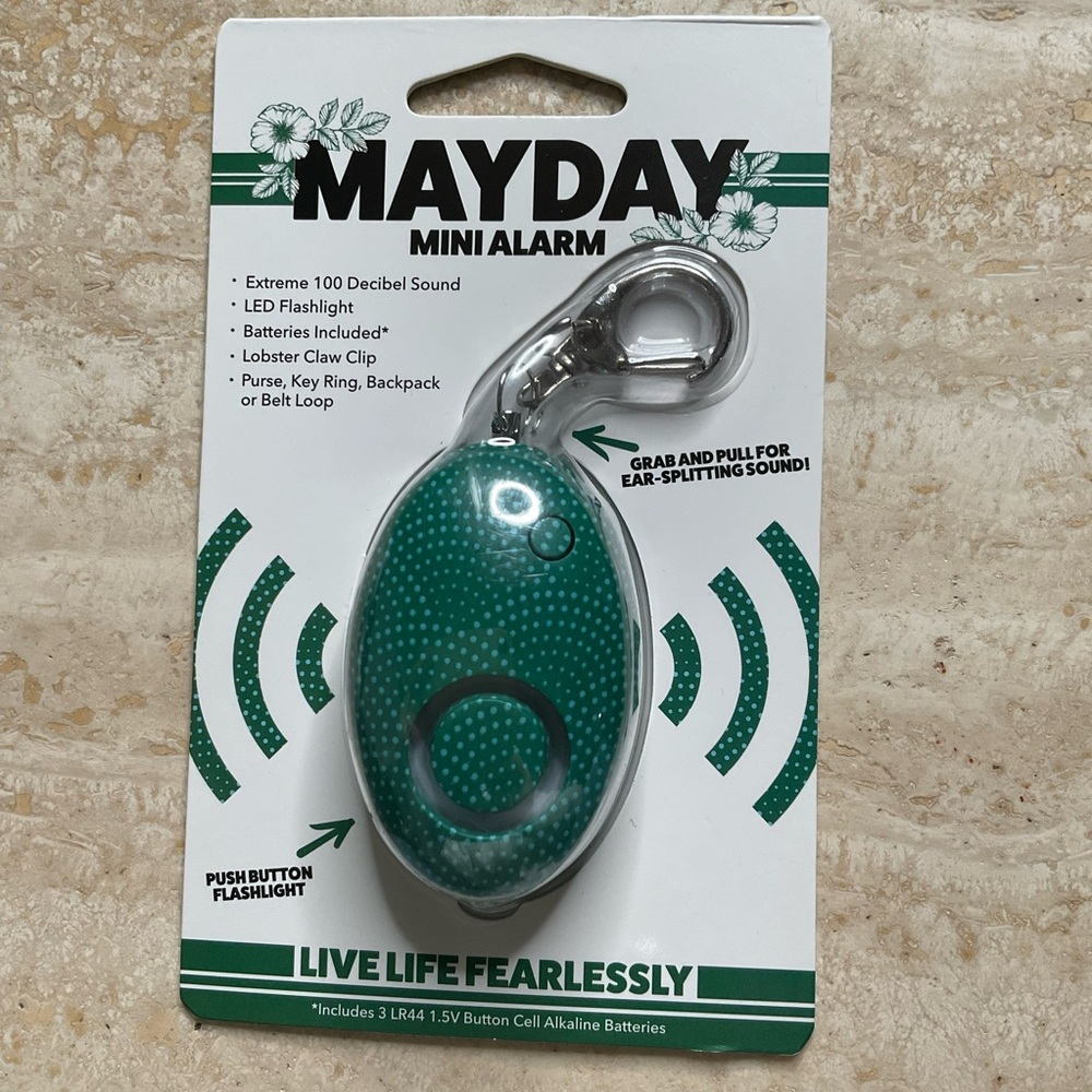 NWT Mayday Mini Alarm, w/lobster claw keychain attachment, green